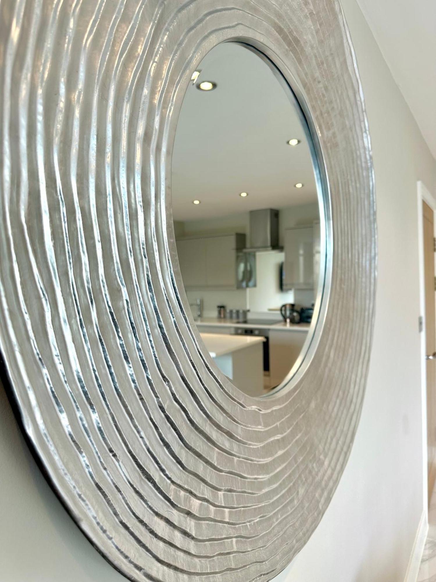 Superior Apartment In Cardiff City Centre المظهر الخارجي الصورة